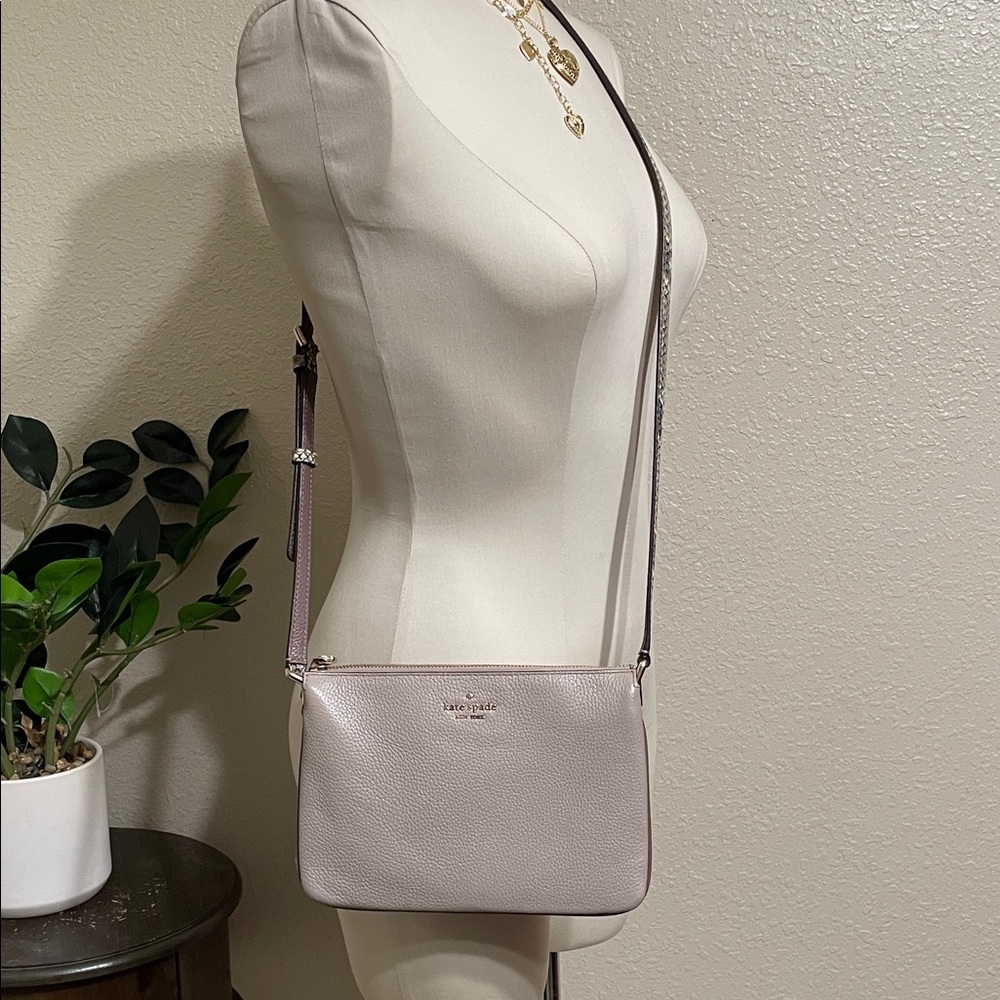 Kate Spade Leila Crossbody purse, in mauve snake print accents